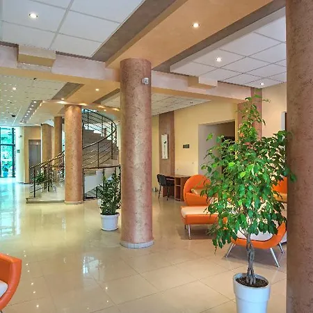 Хотел Prestige 2