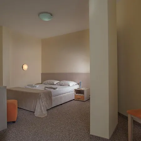 Prestige 2 Хотел